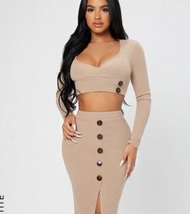 PETITE Sweetheart Neck Crop Top & Split Thigh Skirt
